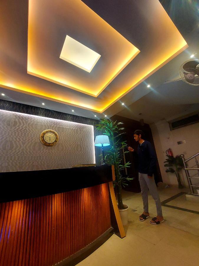 Ap Palace Hotel, Ayodhya Ngoại thất bức ảnh