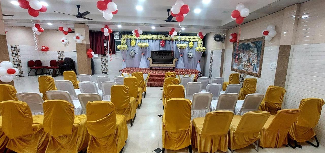 Ap Palace Hotel, Ayodhya Ngoại thất bức ảnh