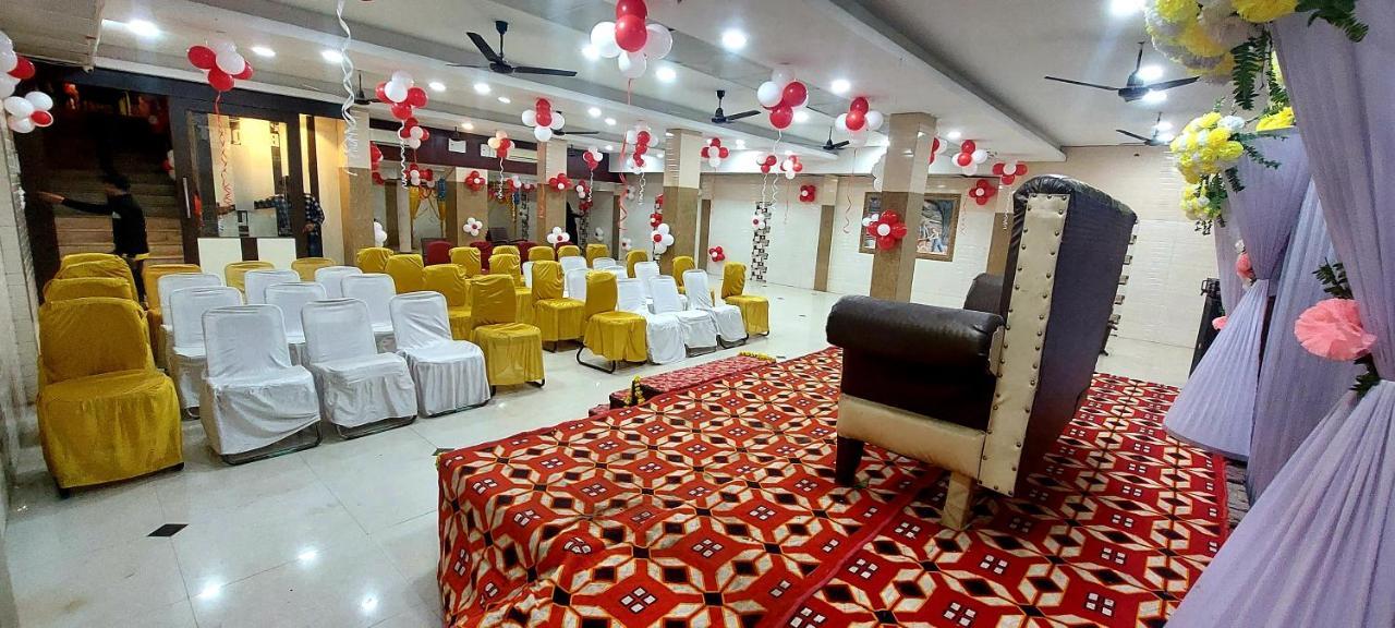 Ap Palace Hotel, Ayodhya Ngoại thất bức ảnh