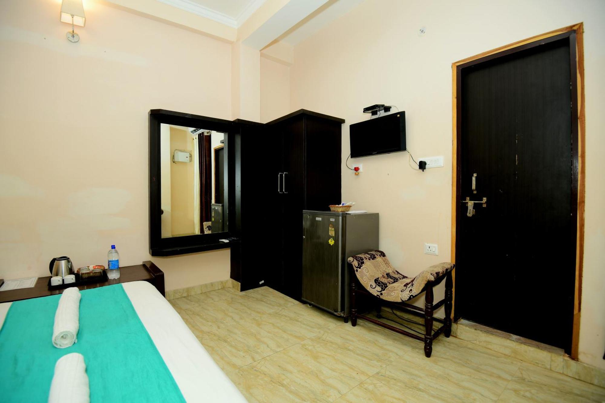 Ap Palace Hotel, Ayodhya Ngoại thất bức ảnh