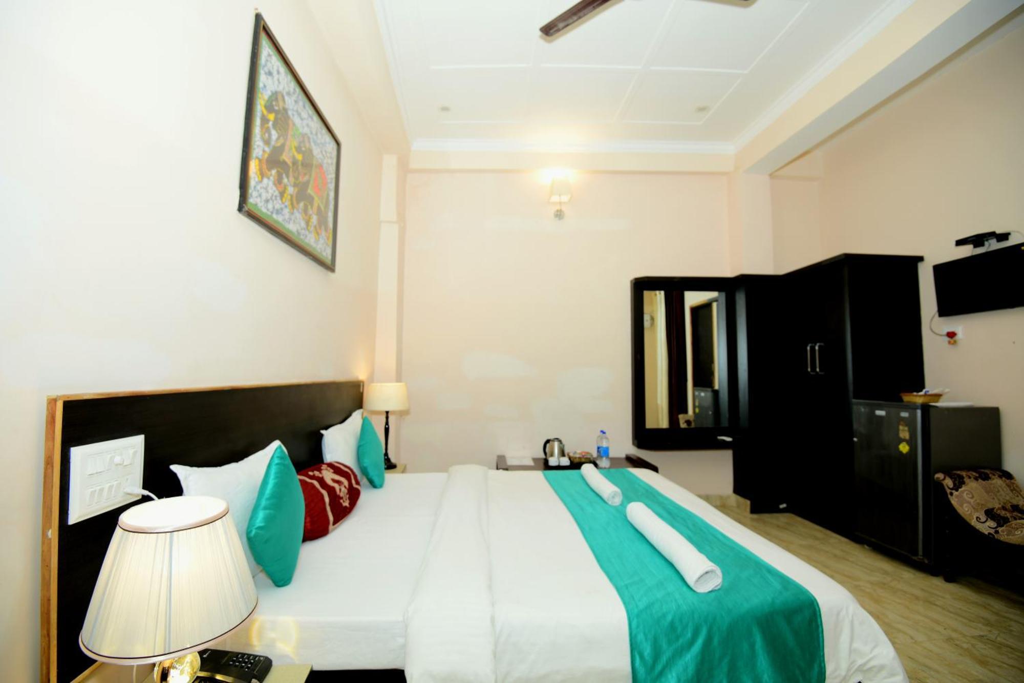 Ap Palace Hotel, Ayodhya Ngoại thất bức ảnh