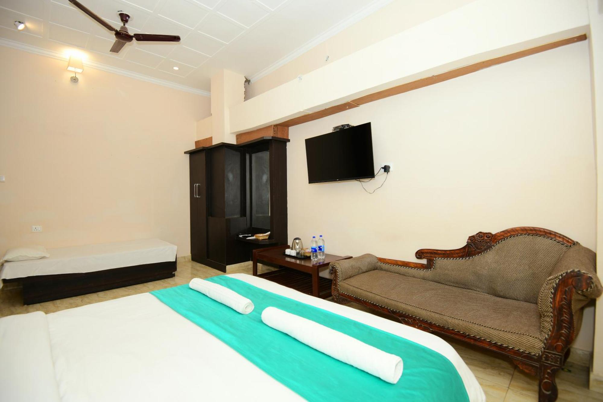 Ap Palace Hotel, Ayodhya Ngoại thất bức ảnh