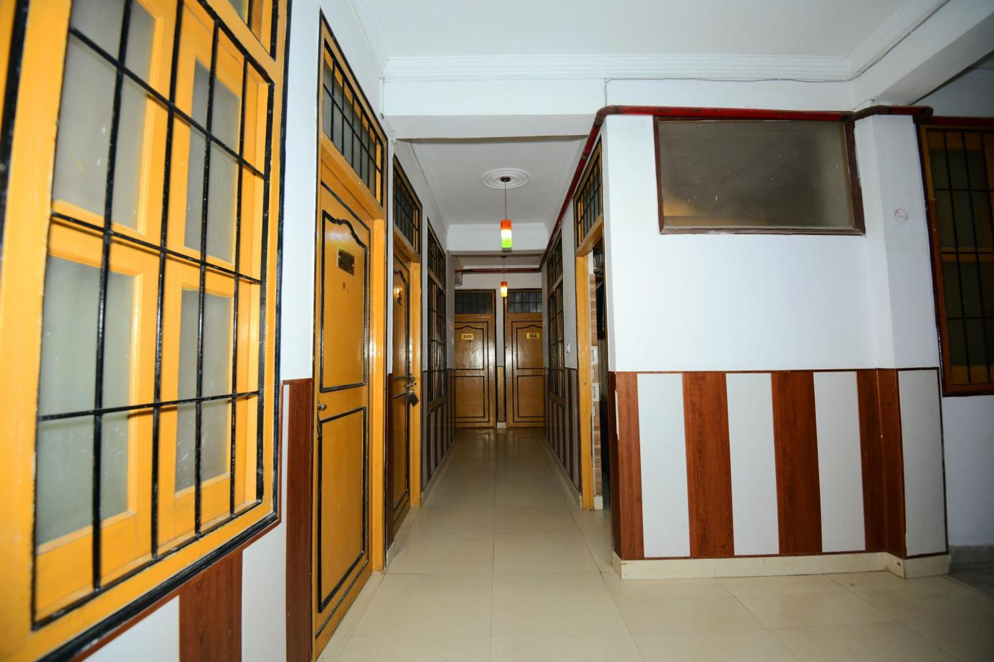 Ap Palace Hotel, Ayodhya Ngoại thất bức ảnh
