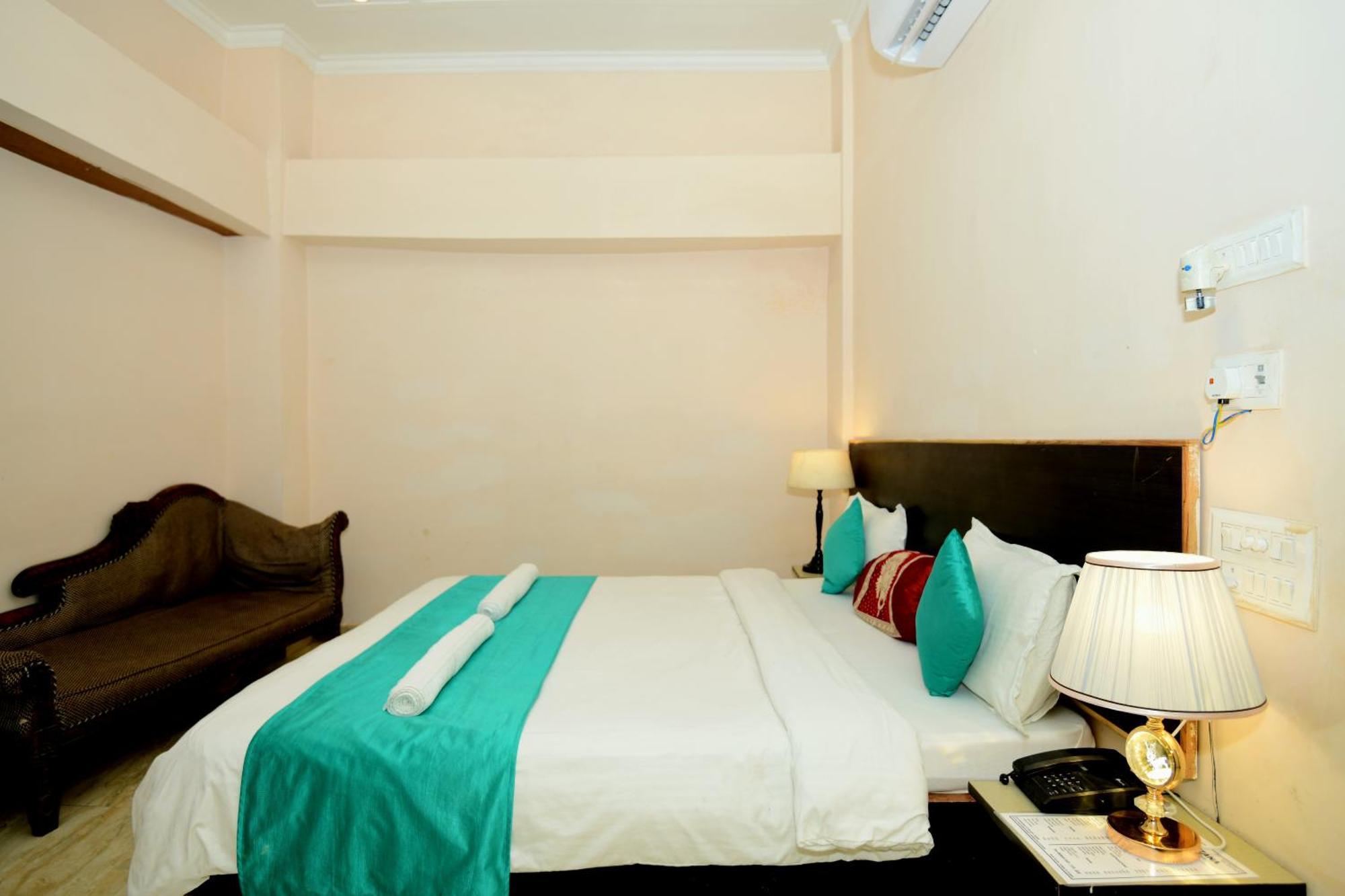 Ap Palace Hotel, Ayodhya Ngoại thất bức ảnh