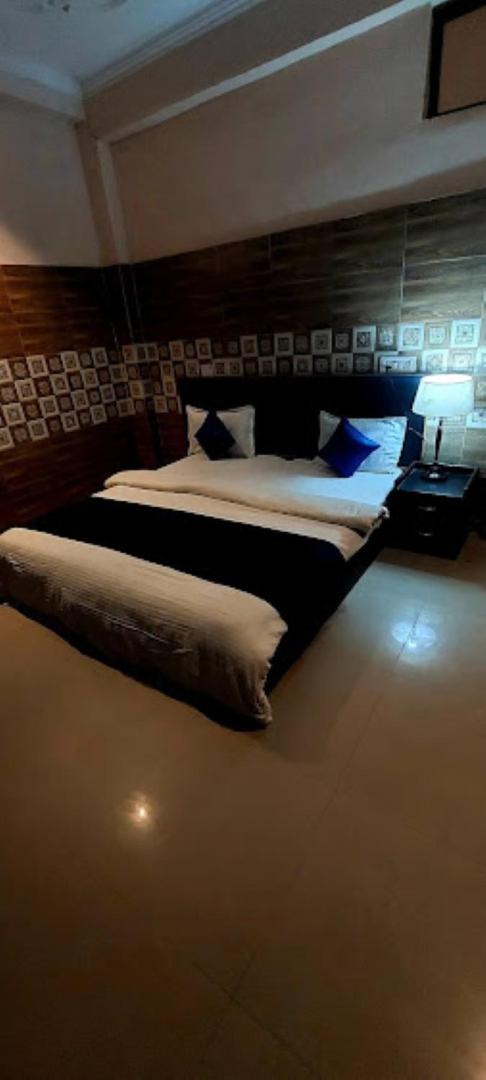 Ap Palace Hotel, Ayodhya Ngoại thất bức ảnh